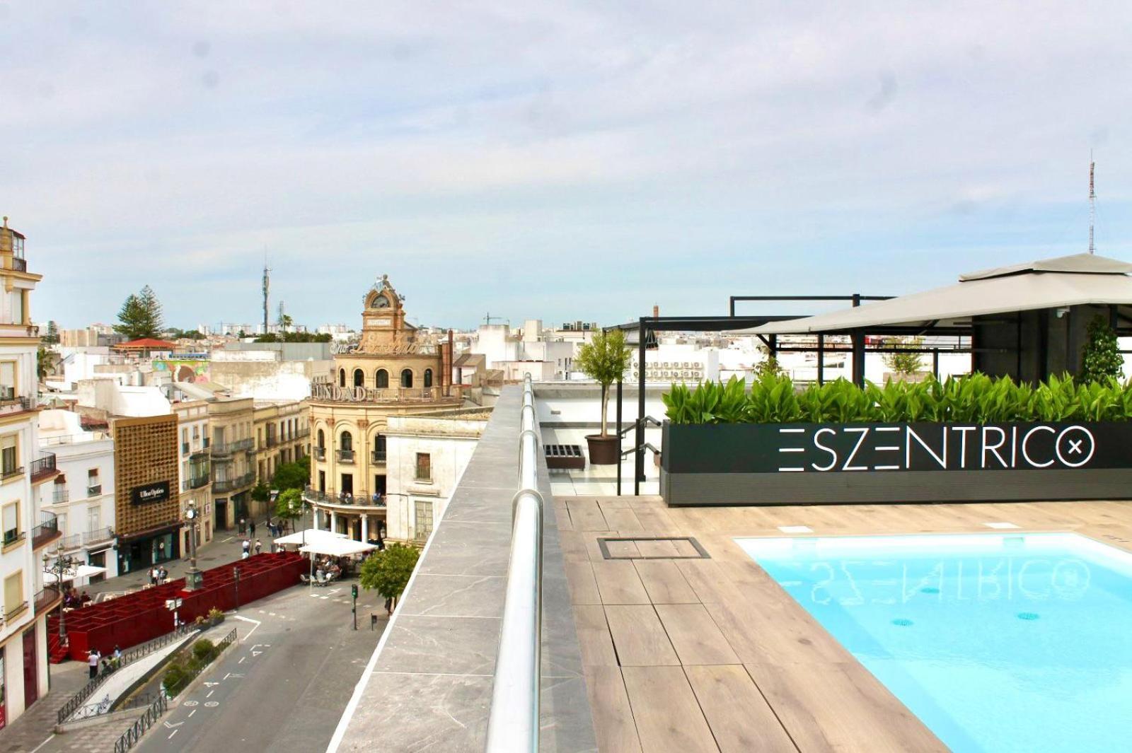 Eszentrico Suites Jerez เฮเรซ เด ลาฟรอนเตรา ภายนอก รูปภาพ
